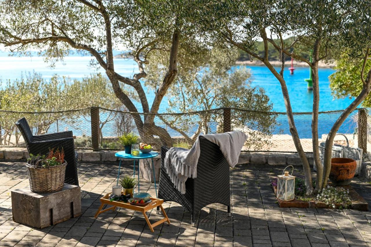 Ždrelac Mia Mobile Home With Jacuzzi מראה חיצוני תמונה