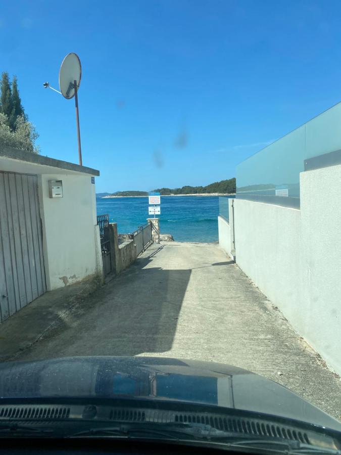 Ždrelac Mia Mobile Home With Jacuzzi מראה חיצוני תמונה